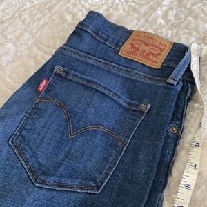 Levi jeans